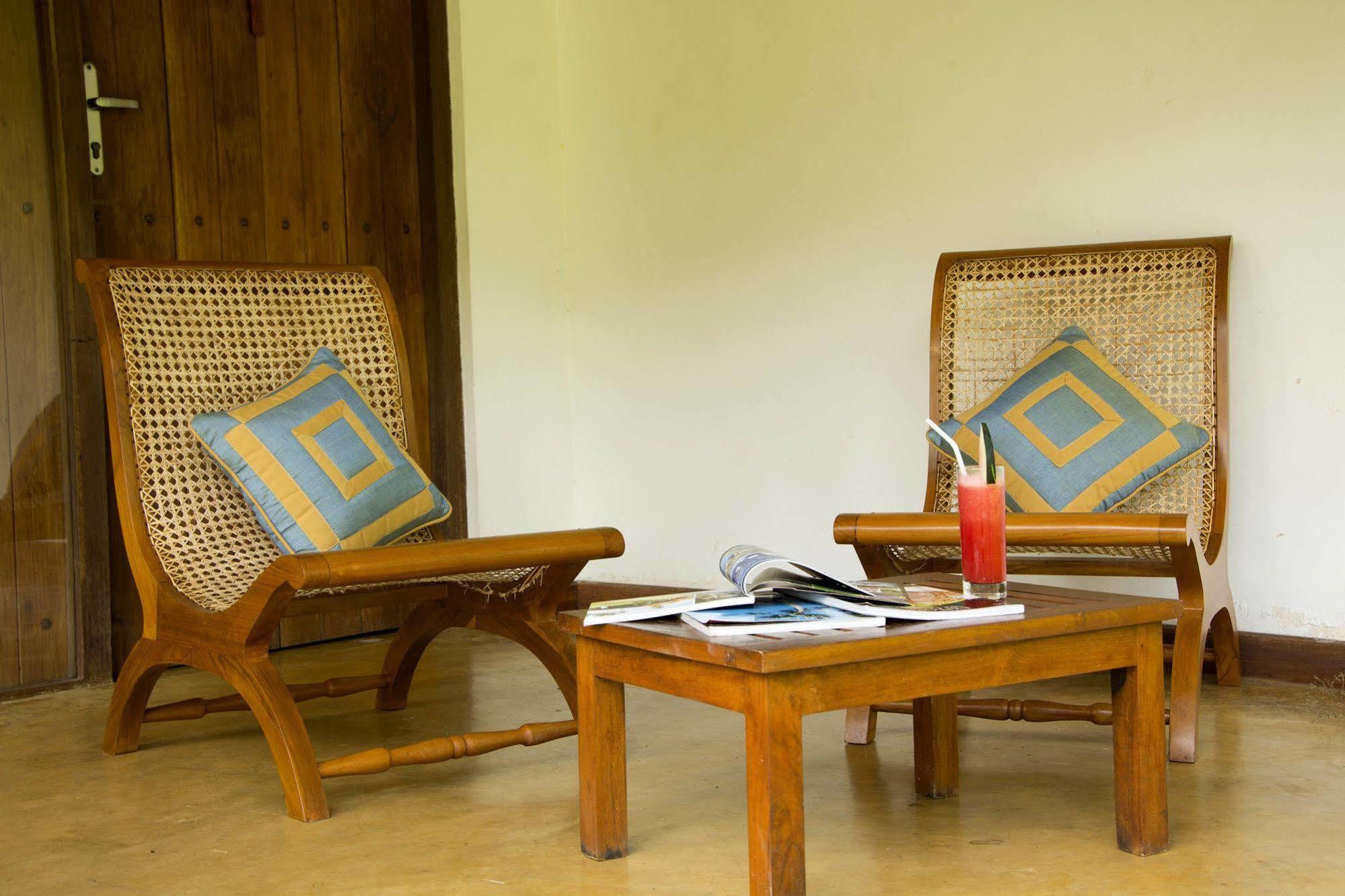 Athulya Villas Kandy Exterior photo