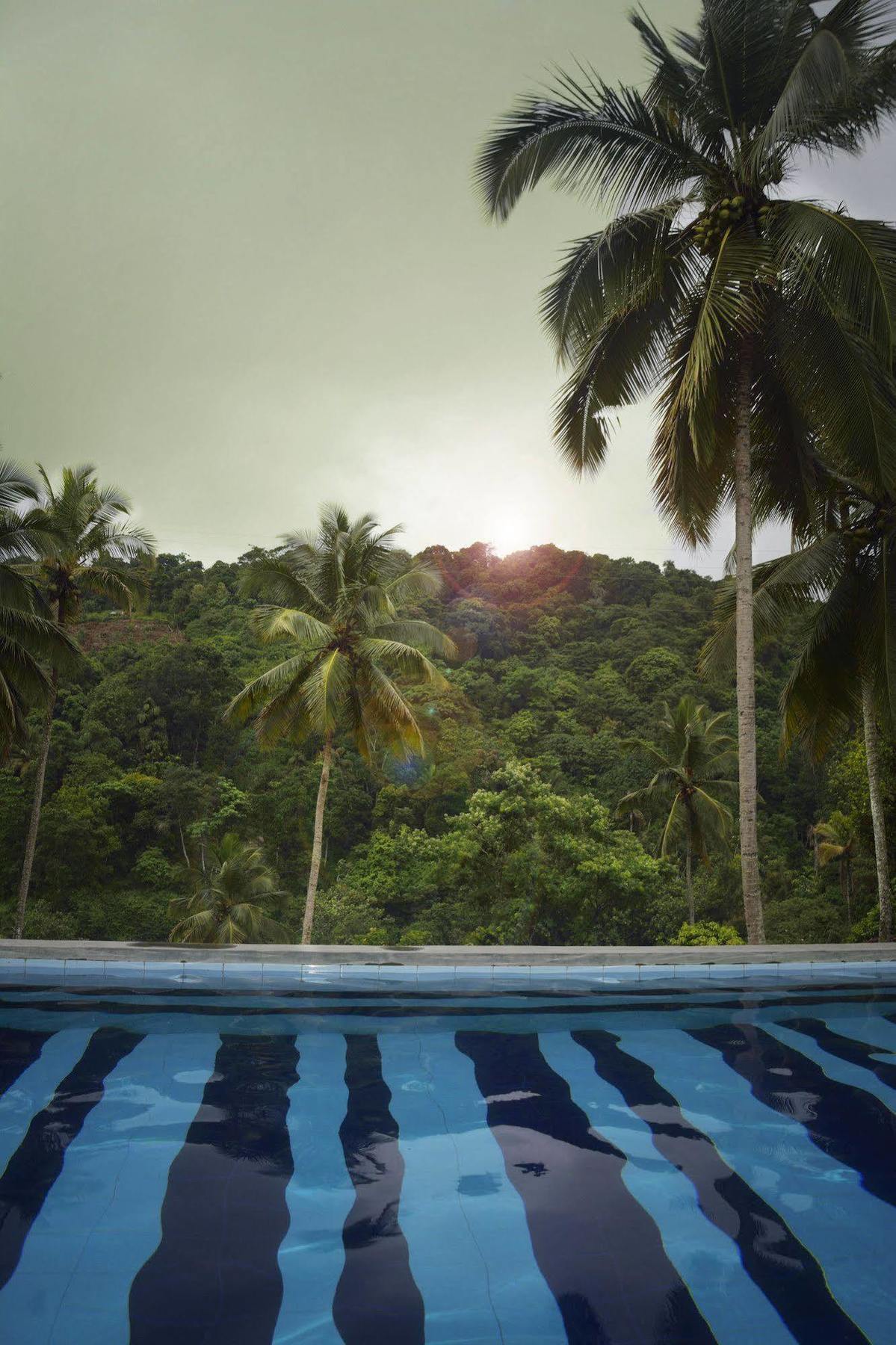 Athulya Villas Kandy Exterior photo