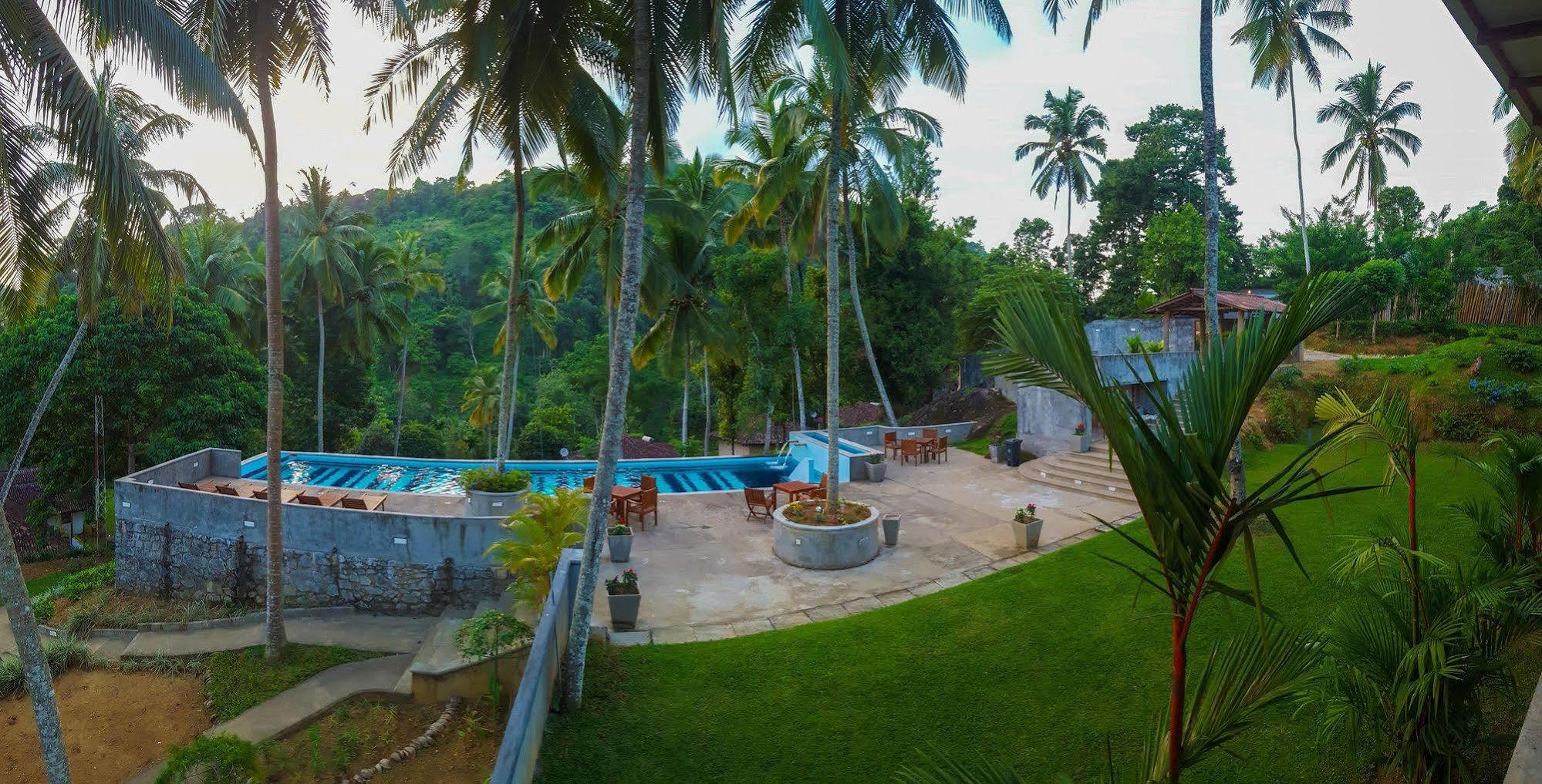 Athulya Villas Kandy Exterior photo